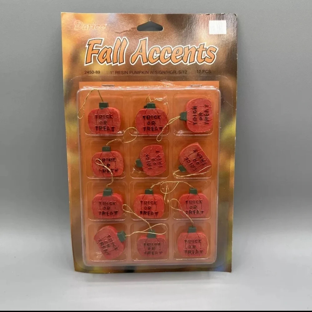 Vintage Darice Fall Accents 12pcs 1” Resin Pumpkins Hangers Halloween NIB